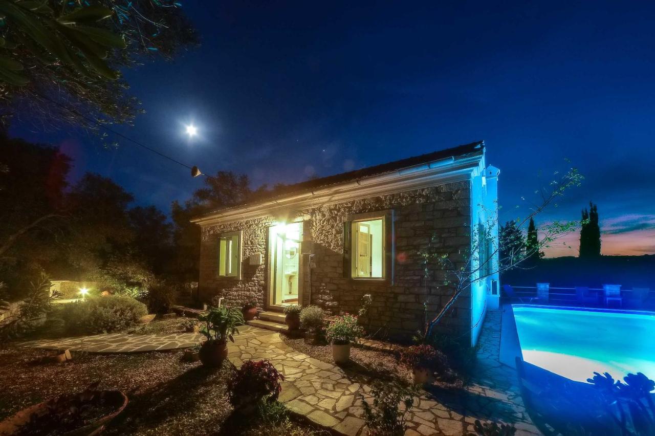 Country House Longós Exteriér fotografie